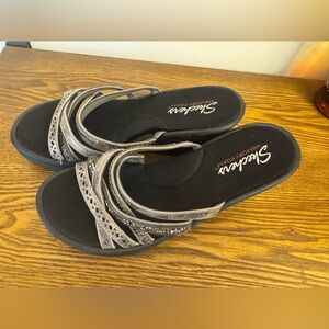 Skechers Rumblers Wave - New Lassie strappy wedge sandals.     Size 8 - GUC